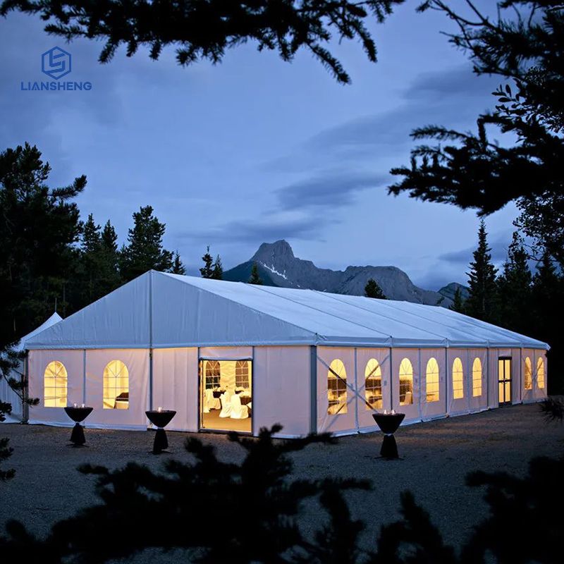 Grand chapiteau blanc de luxe, tentes Tipi, pagode pour 200, 300, 500 personnes, fête en plein air, mariage, événements