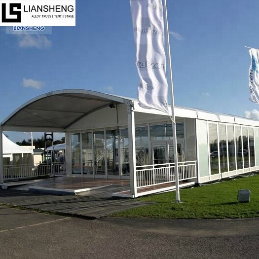 Très grandes tentes pour événements sportifs, faciles à installer et à déplacer, avec des options de personnalisation élevées, adaptées à diverses activités