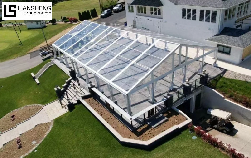 Tente à toit transparent et parois en verre – Structure événementielle transparente de luxe